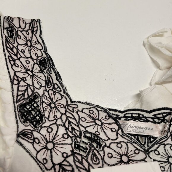 𝅺WHITE Cotton Short Sleeve Black Lace Blouse Various Sizes M L XL- NWT - Picture 9 of 12